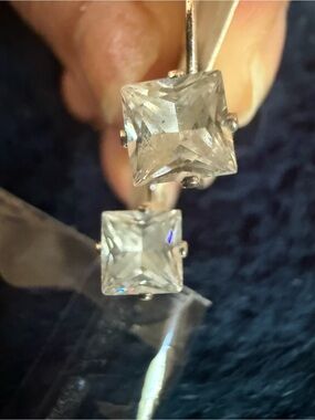 Crystal Drop Earrings in Clear/Silver